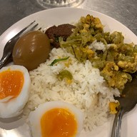 ข้าวแกงป้ามาลี ถนนราชวิถี