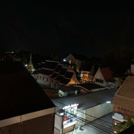 Improvise Panoramic Roof Bar