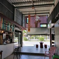 หน้าร้าน บ้านย่ากาแฟ