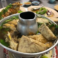 ข้าวต้มปลา หัวปลาหม้อไฟมหาลาภ