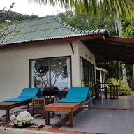 คริสตัลเบย์ยอชท์คลับบีชรีสอร์ท