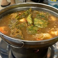 เฟื่องทองฟาร์ม ร้านอาหารเฟื่องทองฟาร์ม