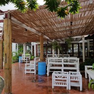 คริสตัลเบย์ยอชท์คลับบีชรีสอร์ท