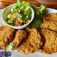 เมนูของร้าน ครัวผักหวานบ้าน ไร่นฤบดินทร์ สาขา 1 แสงชูโต