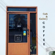 Vera cafe' and gallery