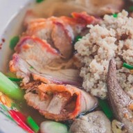 ก๋วยเตี๋ยวหมูนายตึ๋งเจ้าเก่า -