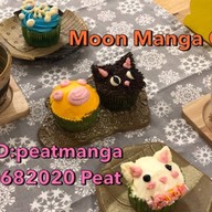 Moon Manga Cafe