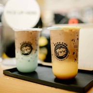 เมนูของร้าน Fruits Bar น้ำผลไม้ปั่น/สกัดเย็น/ZoneChaเก่า ถนนเส้นหลังบิ๊กซีเยื้องธนาคารออมสิน
