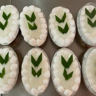 มูนาคาเฟ่ เเอนด์ เบเกอรี่