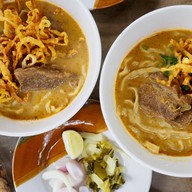 กะ-หรี่ . กะ-ทิ