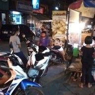 ลูกชิ้นปลาระเบิดเคหะเกาะสิเหร่รัษฎา