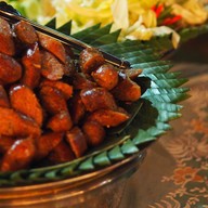 ร้านไส้กรอกนัทวัดจุฬา