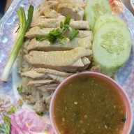 เมนูของร้าน ก๋วยเตี๋ยวมิตรภาพ สีคิ้ว ถนนมิตรภาพสีคิ้ว ขาเข้ากรุงเทพ