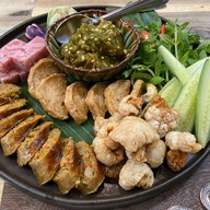 เขียวไข่กา One Nimman