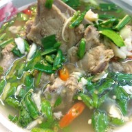 เมนูของร้าน ก๋วยเตี๋ยวมิตรภาพ สีคิ้ว ถนนมิตรภาพสีคิ้ว ขาเข้ากรุงเทพ