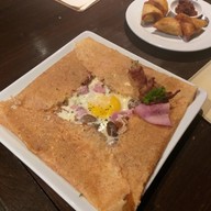 เมนูของร้าน Crepes & Co. หลังสวน