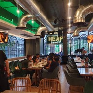 HEAP Cafe' & Restaurant   Sukumvit 47