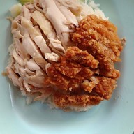 ร้านราชาข้าวมันไก่ หทัยราษฎร์ซ.23/1