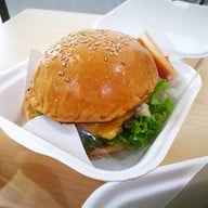 เมนูของร้าน Homeless Burger Suthep