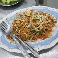 เมนูของร้าน ผัดไทยกุ้งสด ไทยอาคาร