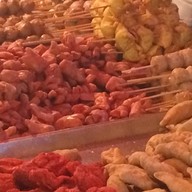 ลูกชิ้นทอดน้ำจิ้มสูตรโบราณ ลพบุรี