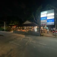 ร้านครัวเคียงราง