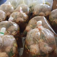 อิ่มสุข เกาเหลาเลือดหมู 1