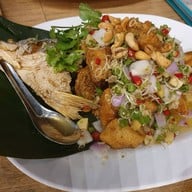 เมนูของร้าน เฌอ เฌอ ซีฟู้ด ระยอง