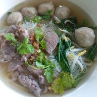 เมนูของร้าน ก๋วยเตี๋ยวมิตรภาพ สีคิ้ว ถนนมิตรภาพสีคิ้ว ขาเข้ากรุงเทพ
