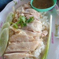 เมนูของร้าน ก๋วยเตี๋ยวมิตรภาพ สีคิ้ว ถนนมิตรภาพสีคิ้ว ขาเข้ากรุงเทพ