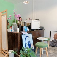 Grandma Pressing Chaingmai