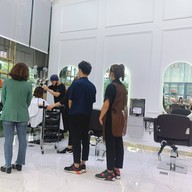 SALON BEAU ซาลอน โบ เอกมัย