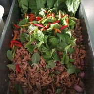 ร้านไพลิน