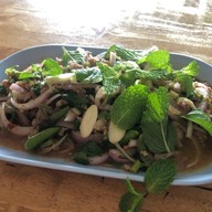 เมนูของร้าน ซุมแซวแซ่บ สกลนคร