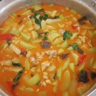 ร้านไพลิน