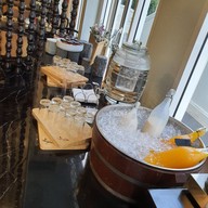 Moreganic Restaurant