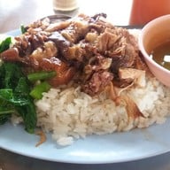 เมนูของร้าน ข้าวมันไก่หลังศาล