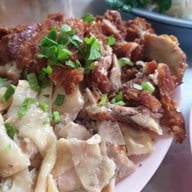 เมนูของร้าน ข้าวมันไก่หลังศาล