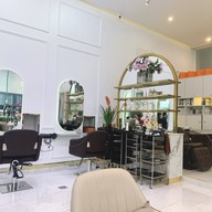 SALON BEAU ซาลอน โบ เอกมัย
