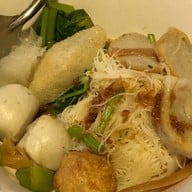 เมนูของร้าน เอี้ยง ปากซอยเพชรเกษม48