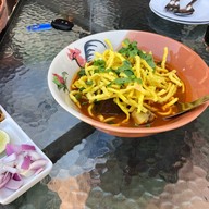 เมนูของร้าน เฮือนไม้ส้มตำ