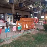 หน้าร้าน ครัวคุณรุจน์ ฉะเชิงเทรา