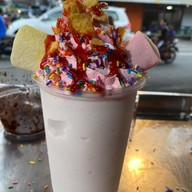 อีพริ้ง นมรุ้ง วิปเวอร์