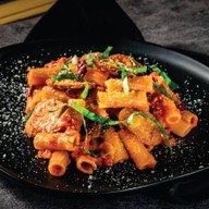 เมนูของร้าน Scoozi Urban Pizza ทากะ ทาวน์