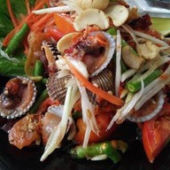 อีสานฅนยอ