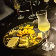 Pineapple Cafe and Grill Pattaya