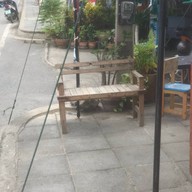 เด่นภูมิพาณิชย์ ทอดมันปลากราย เอราวัณ เอราวัณ