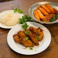 ตำเส้นเล็ก สาขาแรก