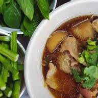 ตามสั่ง ครัวแม่นกอินเตอร์ ตามสั่ง ครัวแม่นกอินเตอร์