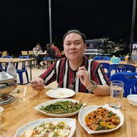 ข้าวต้มถูกใจ ณ สกลนคร